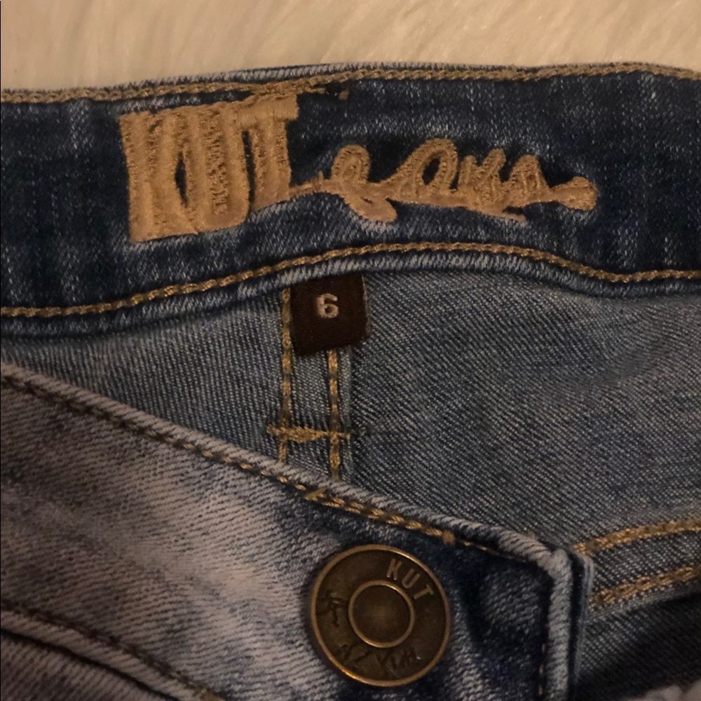 Jeans - Picture 3 of 3